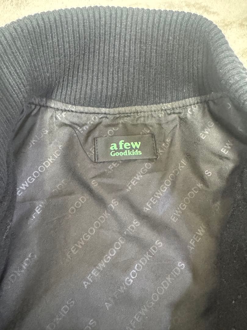 a few Goodkids バルキージャケット 黒/白