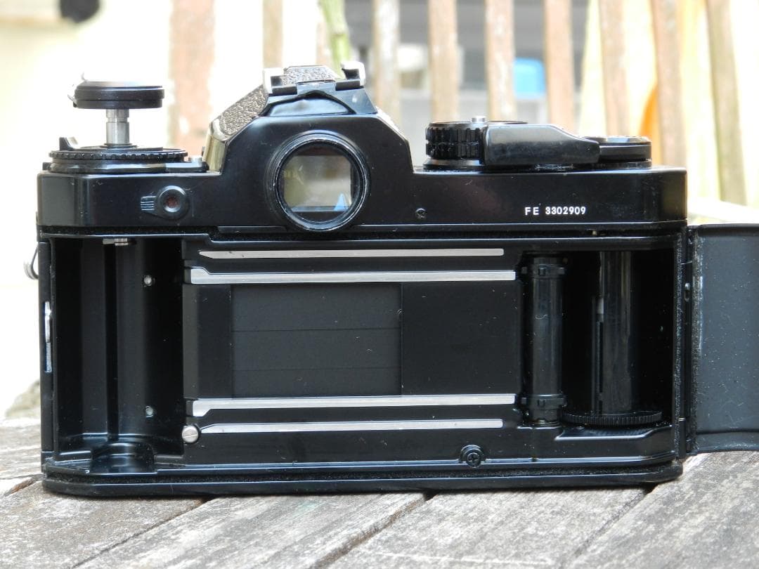 パダコキリ　NIKON FE NIKKOR-H.C 28mm f/3.5