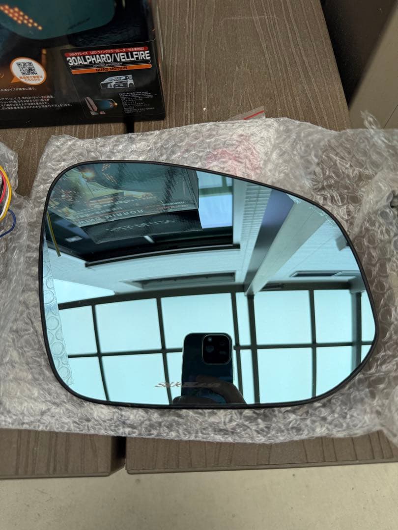 シルクブレイズ！30アルファード用クワッドミラー！