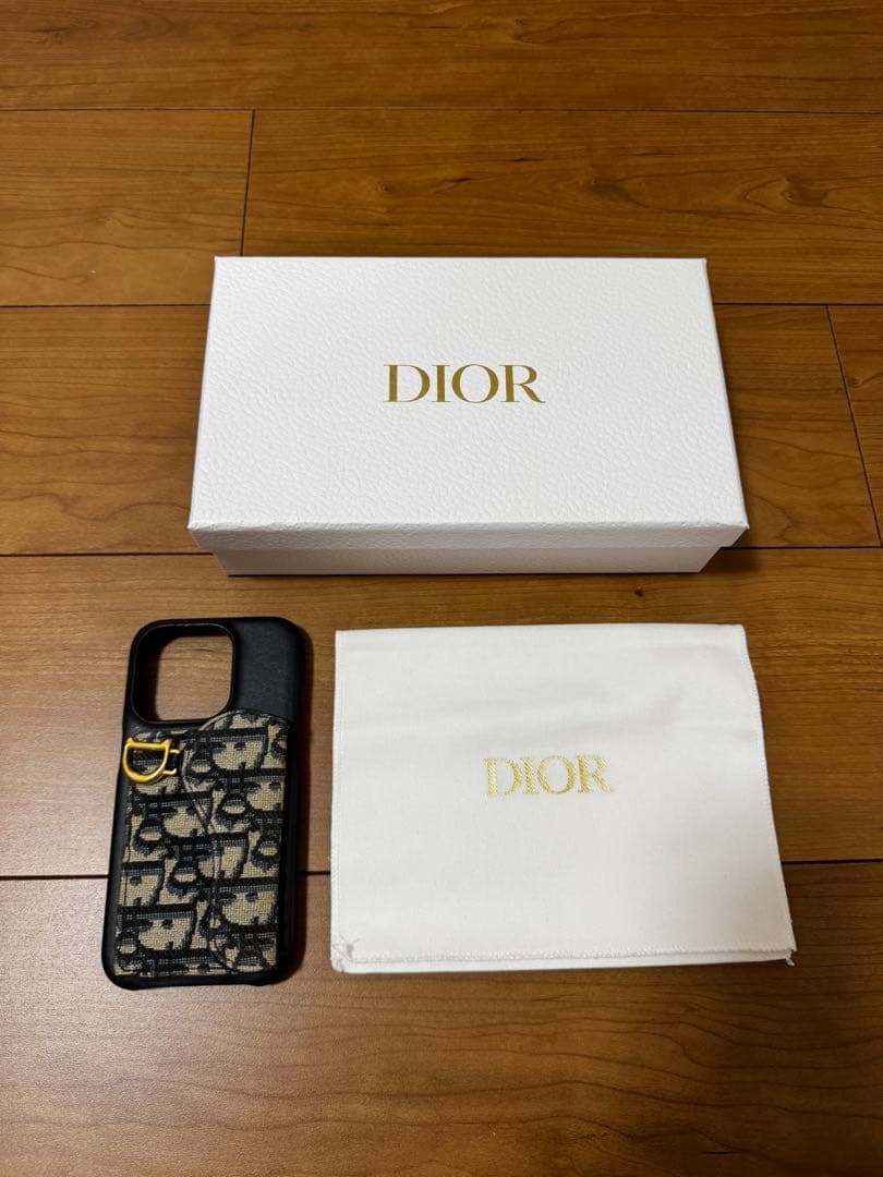 DIOR iPhone15proケース 未使用に近い