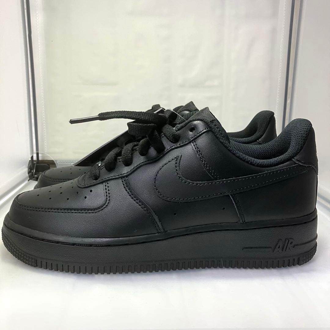 ★未使用★黒タグ付 NIKE AIRFORCE1 オールブラック トリプル 24