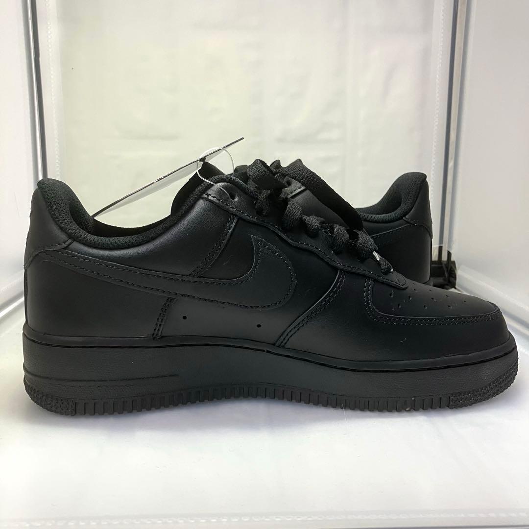 ★未使用★黒タグ付 NIKE AIRFORCE1 オールブラック トリプル 24
