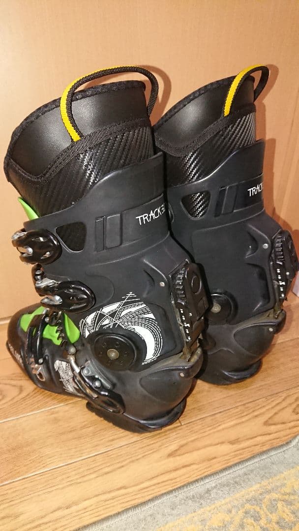 DEELUXE 23〜24㎝ TRACK 325 ハードブーツ アルペンボード