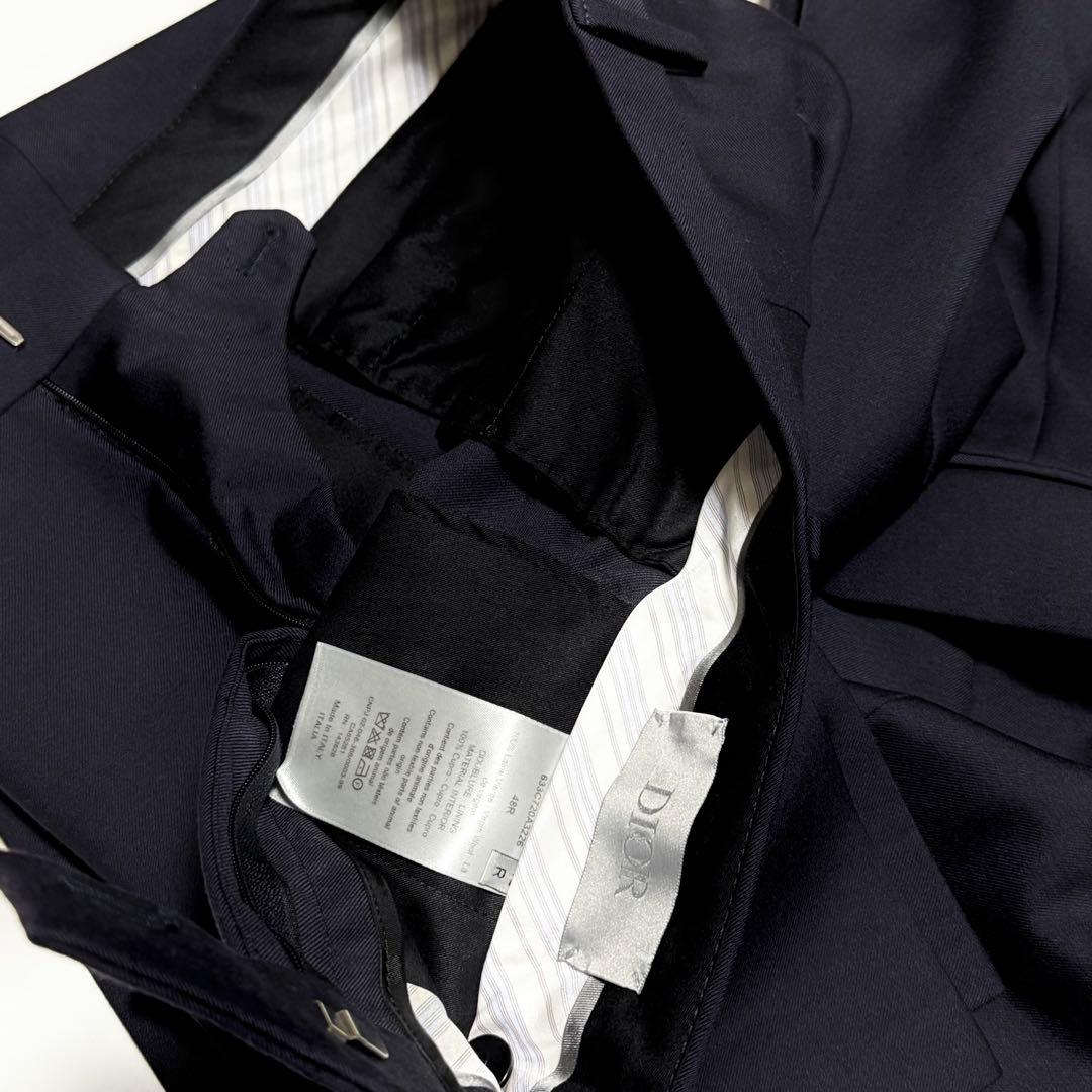 近年モデル　DIOR ディオール　無地ネイビースーツ　48 メンズ