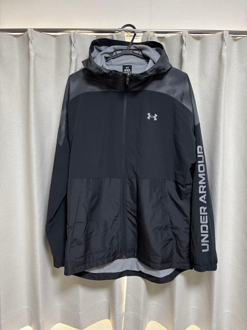 アンダーアーマー上下　ウィンドブレーカー　トレーニングウェア　裏起毛　ストレッチ
