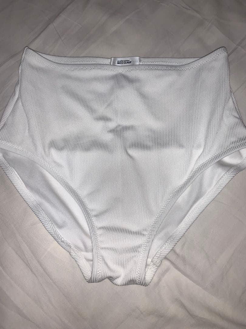 one after another NICE CLAUP 水着