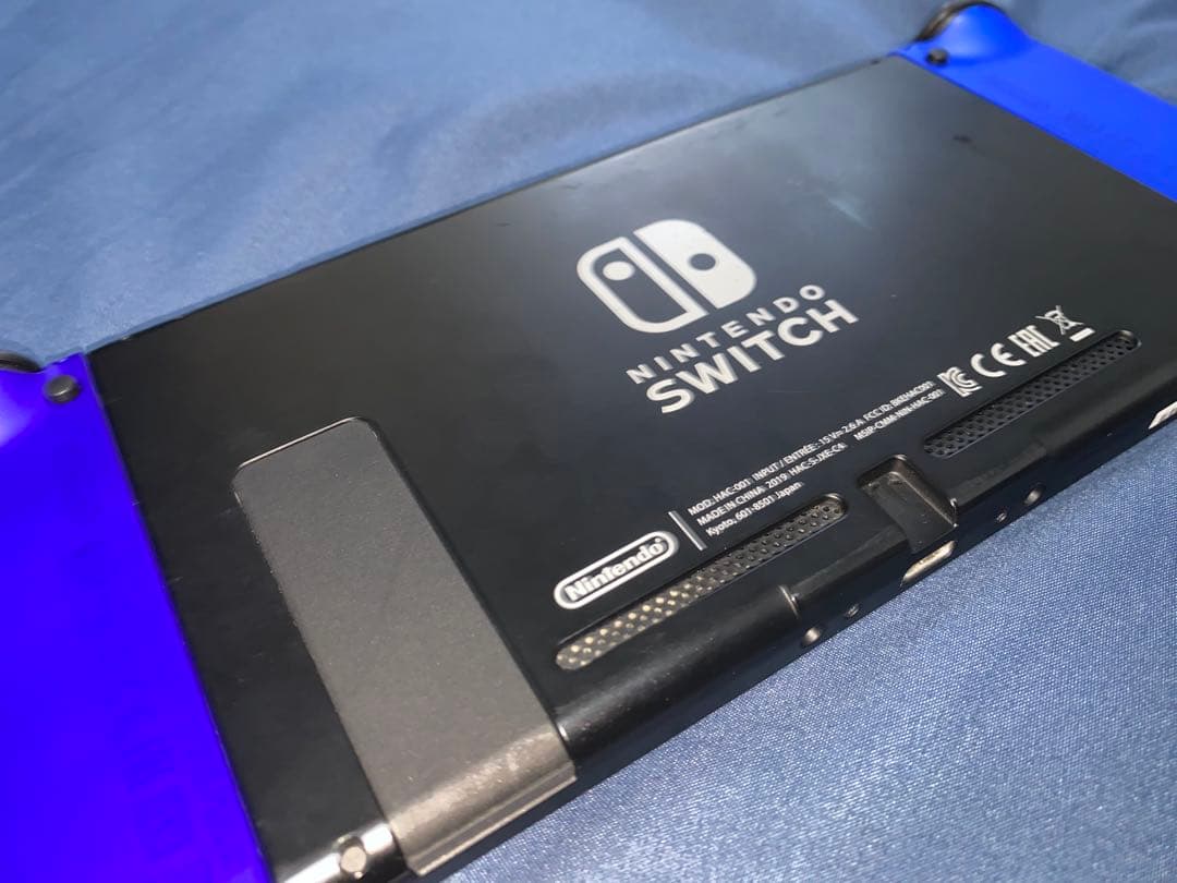 Switch本体＋Joy-Conゼルダの伝説 スカイウォードソード エディション