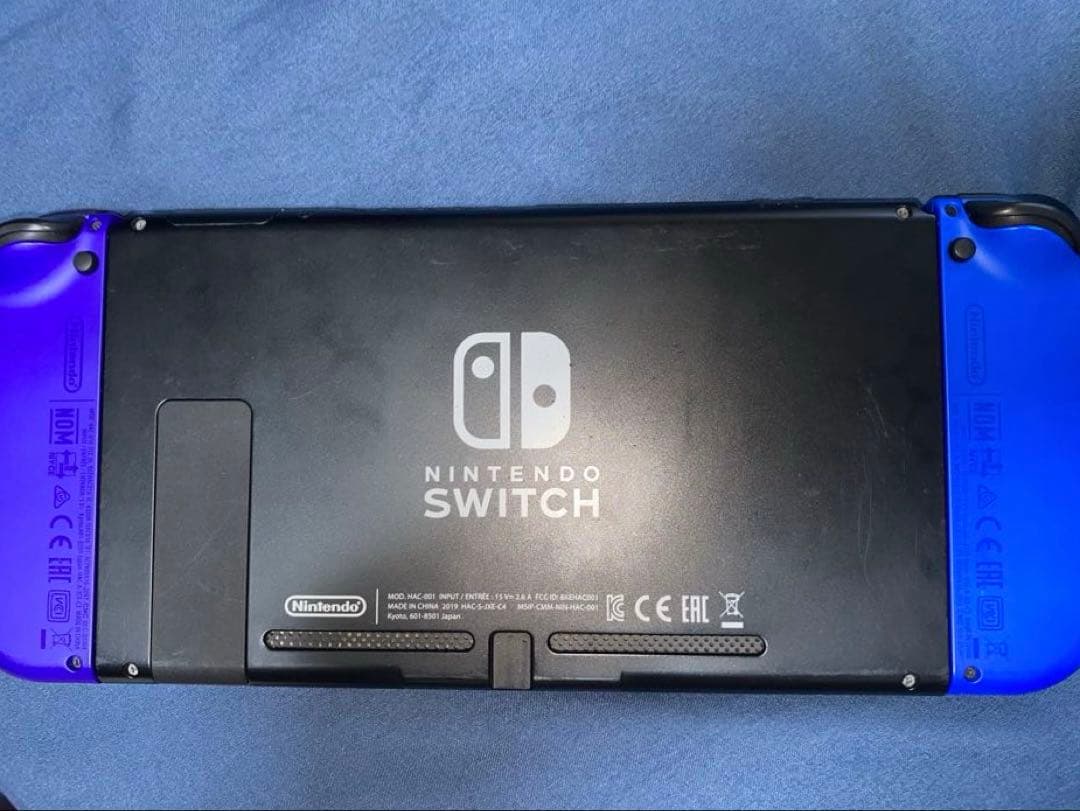 Switch本体＋Joy-Conゼルダの伝説 スカイウォードソード エディション