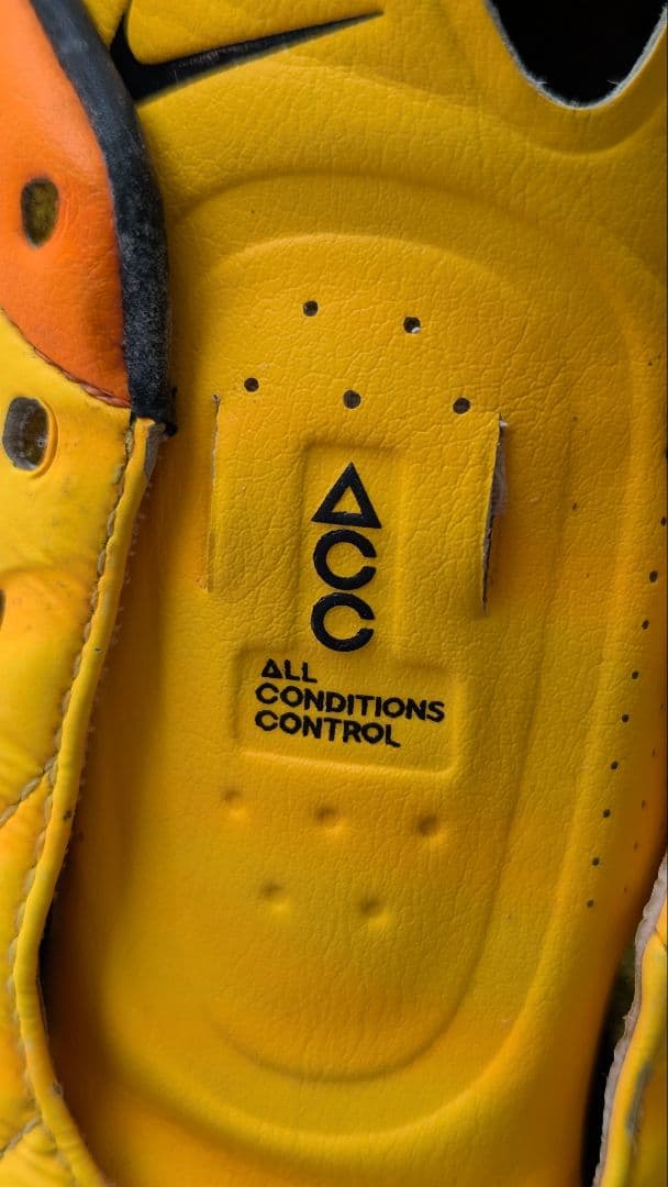 NIKE サッカースパイク ティエンポ レジェンド SG ナイキ　シューズ