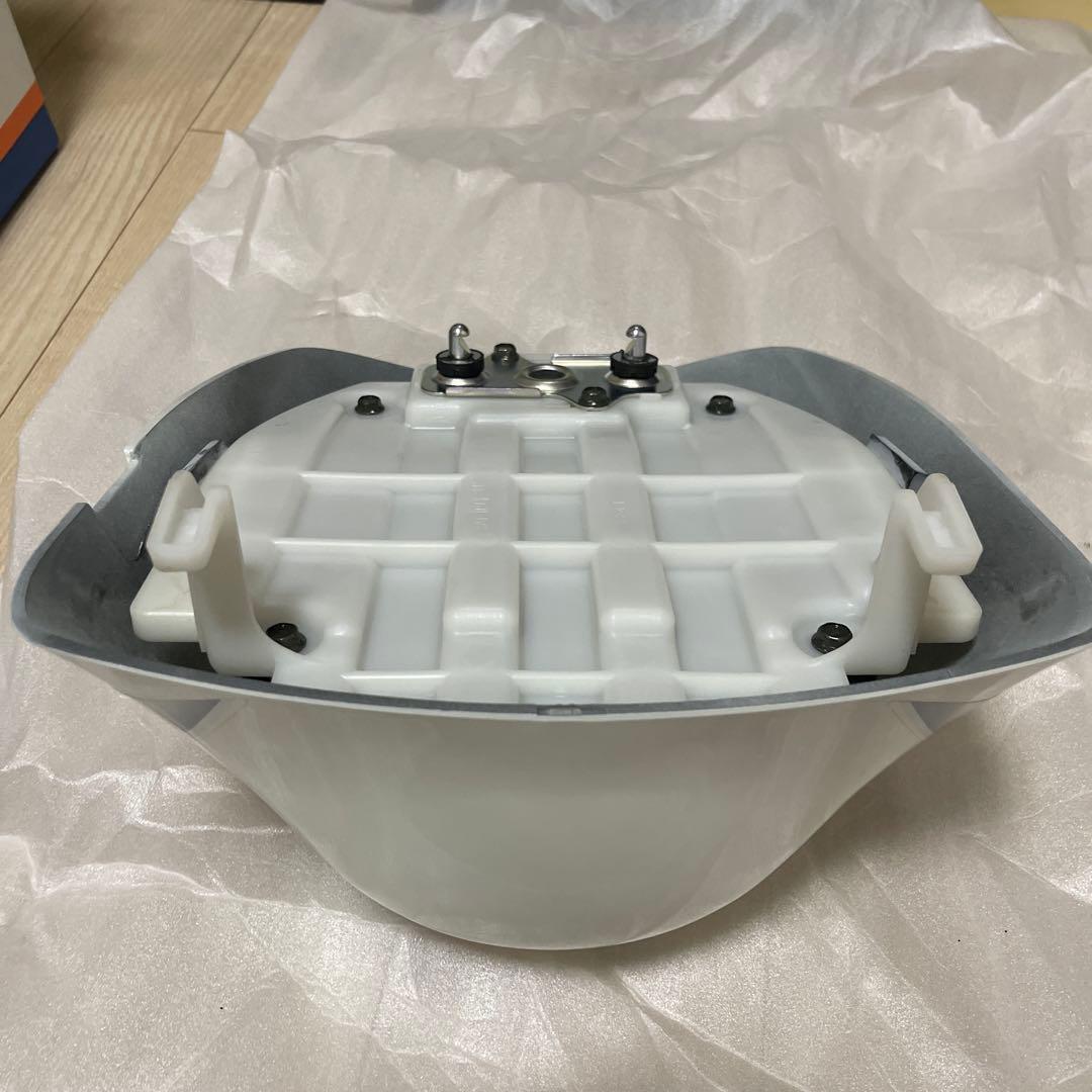 隼　2006年限定　白色　タンデムシートカウル