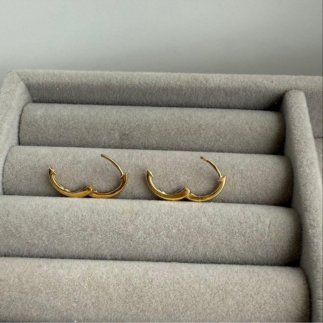【超美品】18K ミニフープピアス