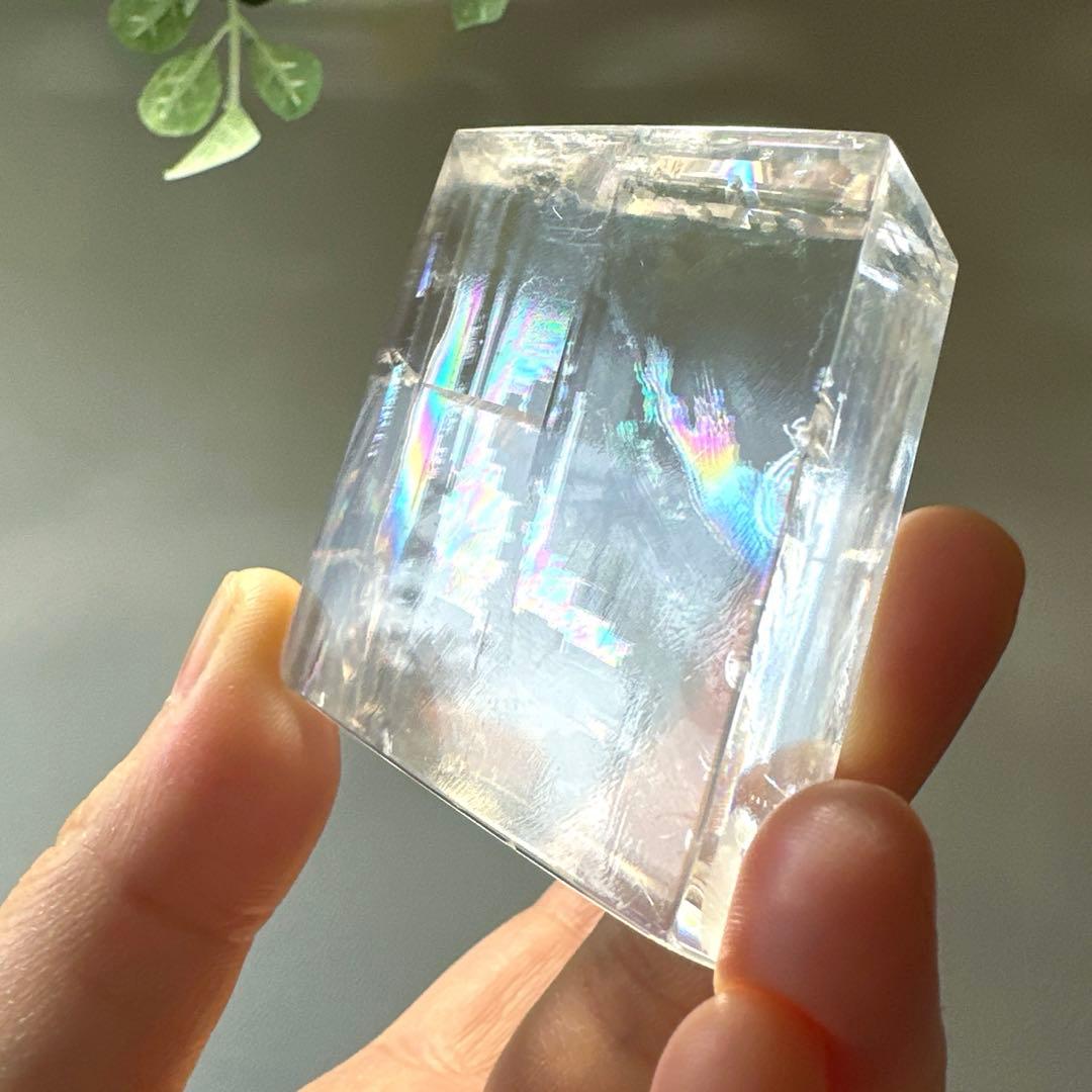 カルサイト　高品質　虹　プリズム　プリズムレインボーカルサイト