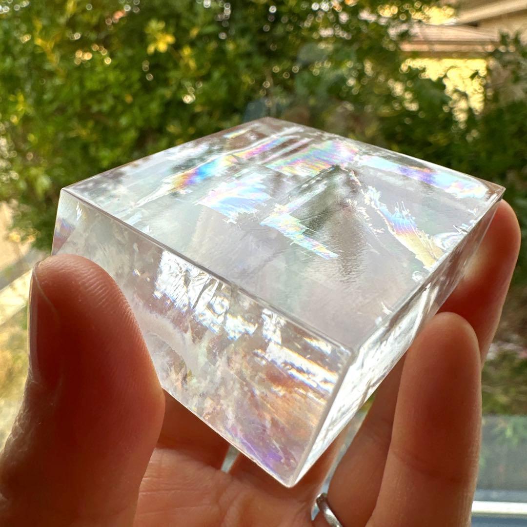 カルサイト　高品質　虹　プリズム　プリズムレインボーカルサイト