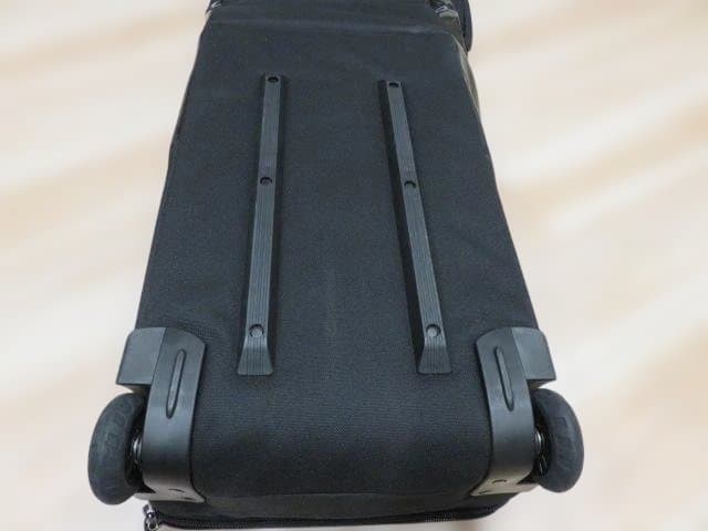 パタゴニア patagonia ブラックホール・スノーローラー 未使用 希少品