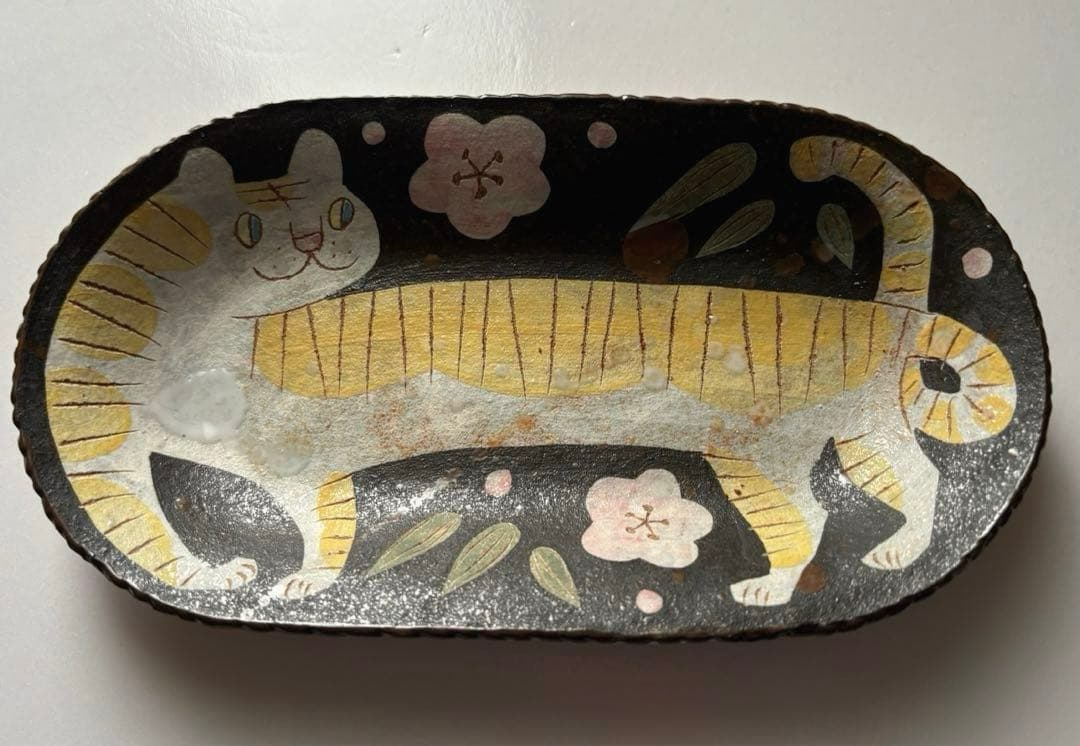 鹿児島睦さん　トラ　楕円皿