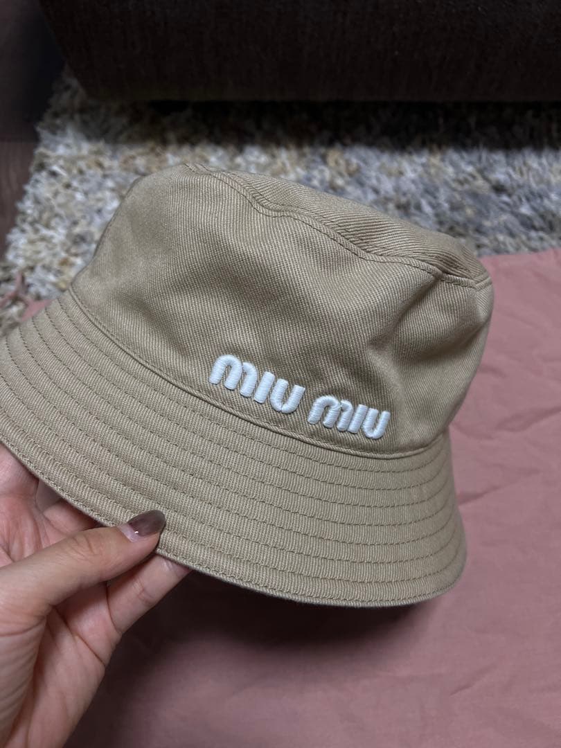MIU MIU ベージュ バケットハット S