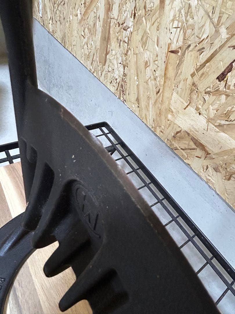 Kindling Cracker キンドリングクラッカー　薪割り