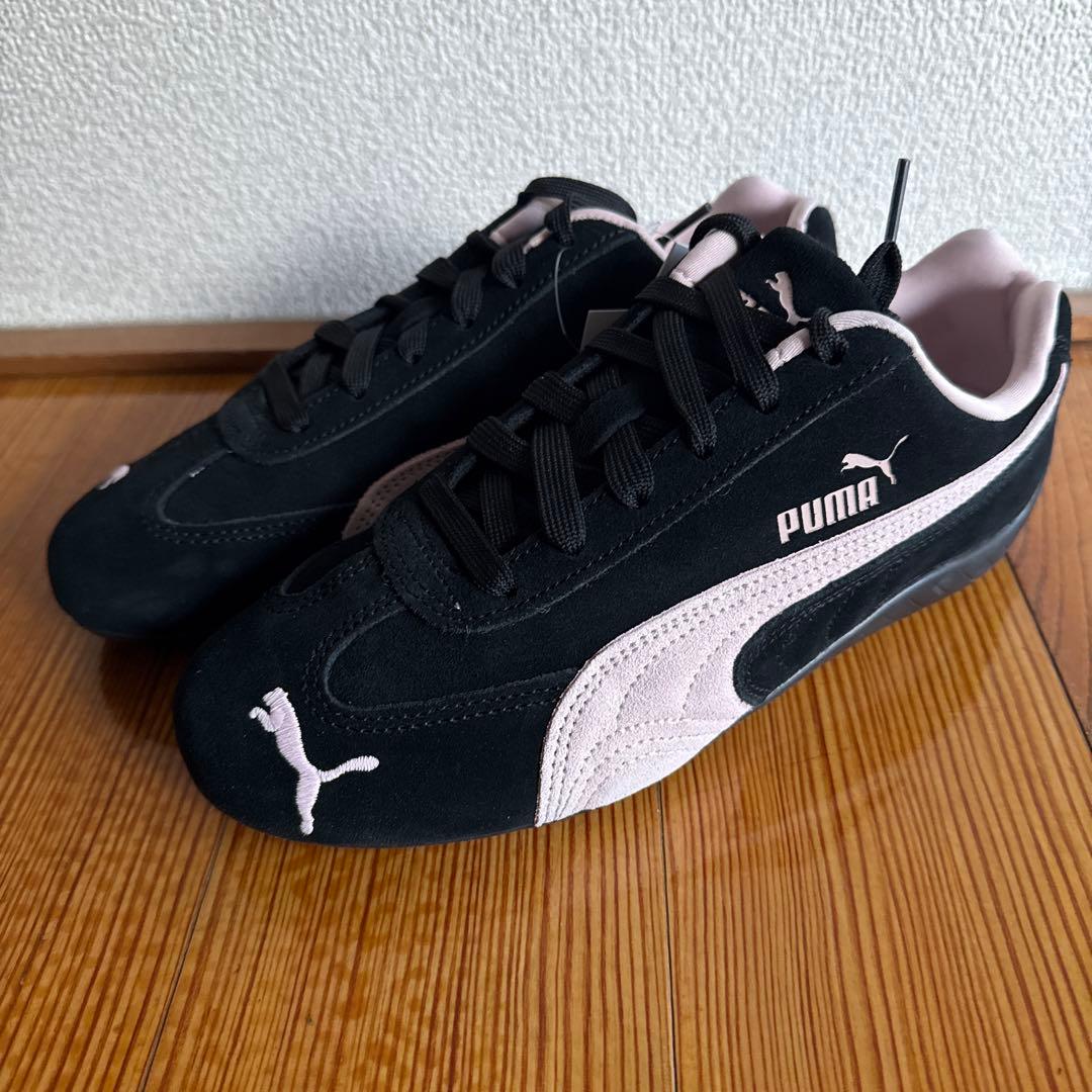 新品 未使用 プーマ スピードキャット スニーカー ブラック ピンク24cm