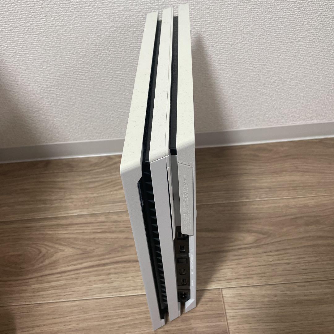 PlayStation4 Pro(White) 1TB プレステ4プロ