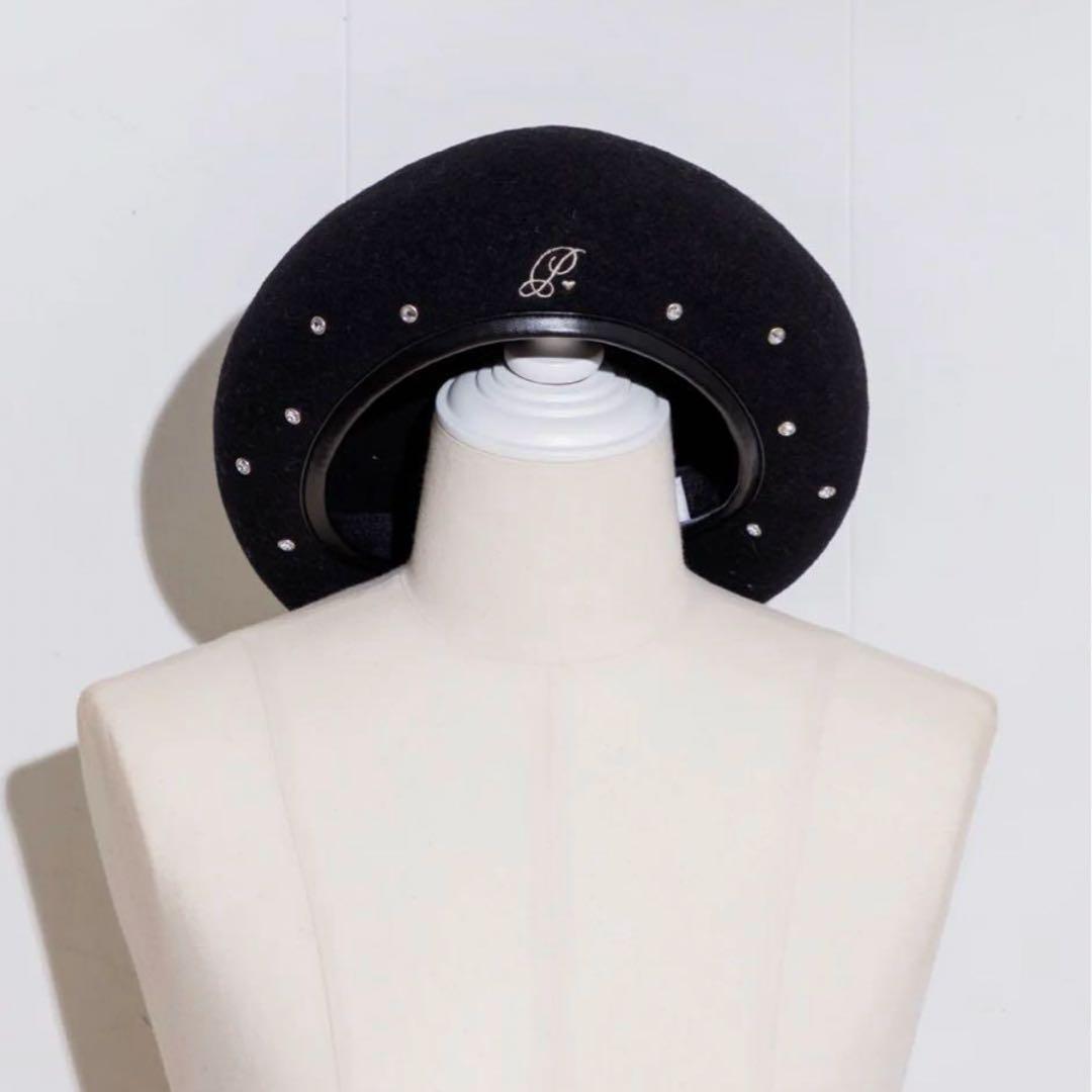 Pium ロゴビジュースタッズベレー