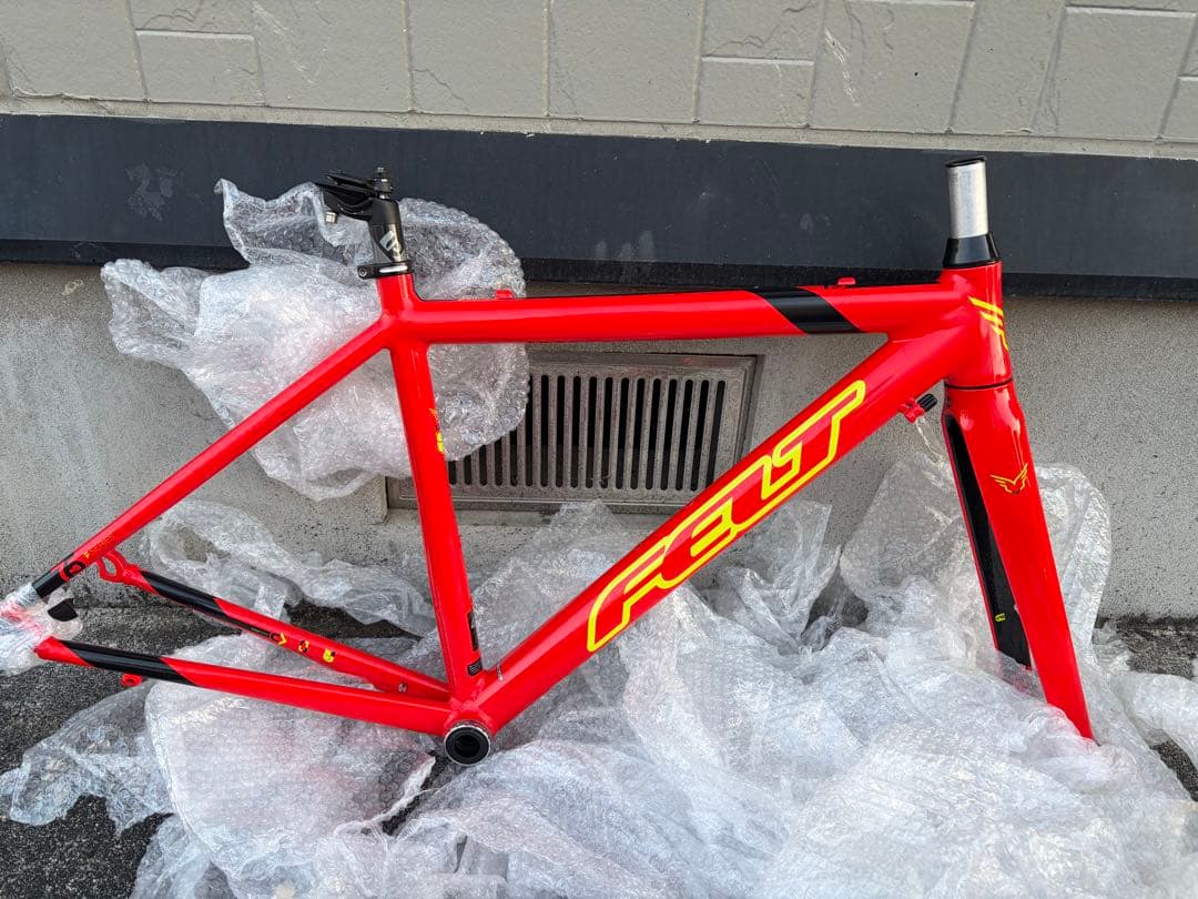 FELT F75 2016 フレーム