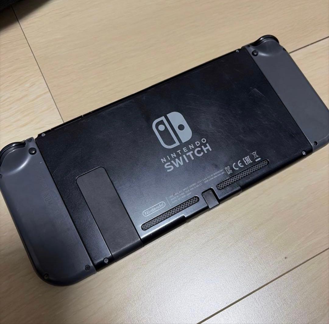 Nintendo Switch本体とセット