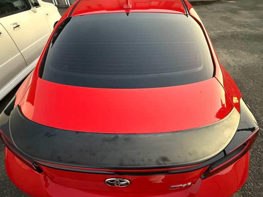 GR86 ZN8 ダックテール　未塗装　メーカー不明　中古