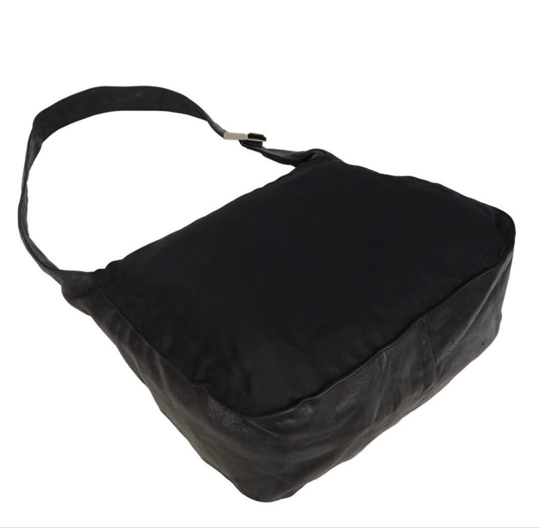 ■プラダ■ショルダーバッグ 三角ロゴ ブラック ナイロン ハンドバッグ