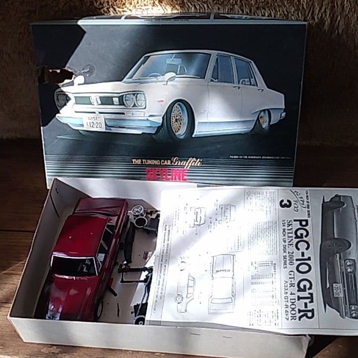 車のプラモデルです！