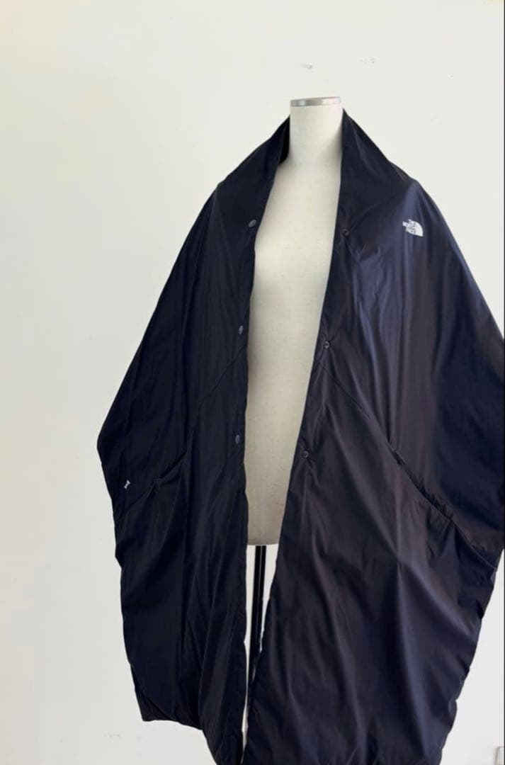ノースフェイスハイク　ダウンケープコート　ネイビー