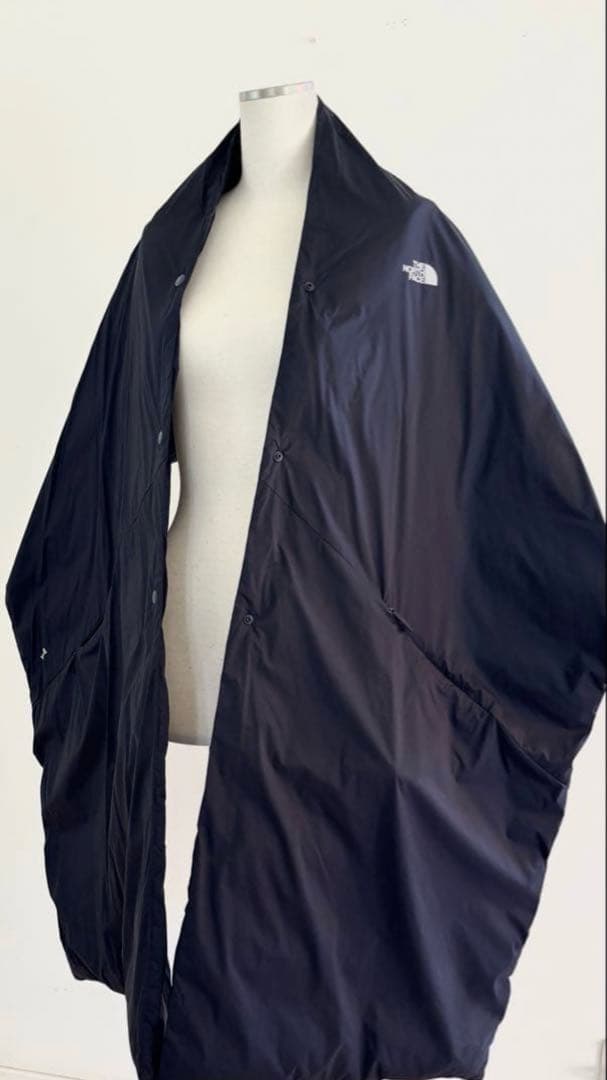ノースフェイスハイク　ダウンケープコート　ネイビー