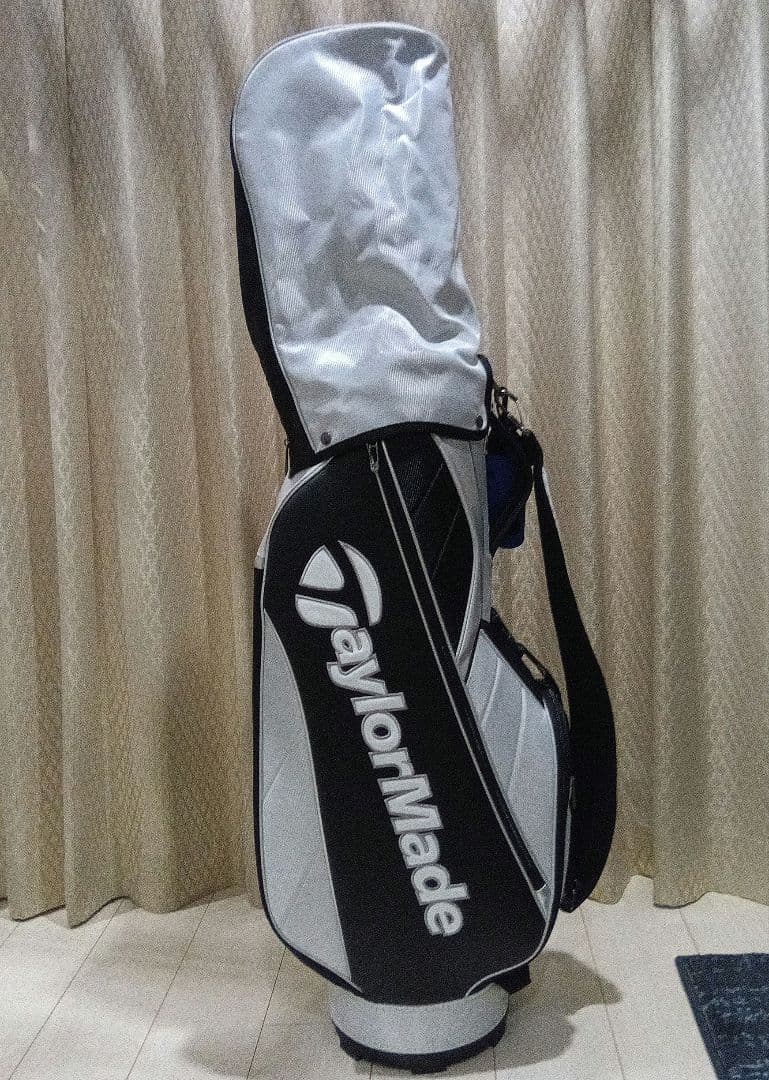TaylorMade キャディバッグ ホワイト/ブラック
