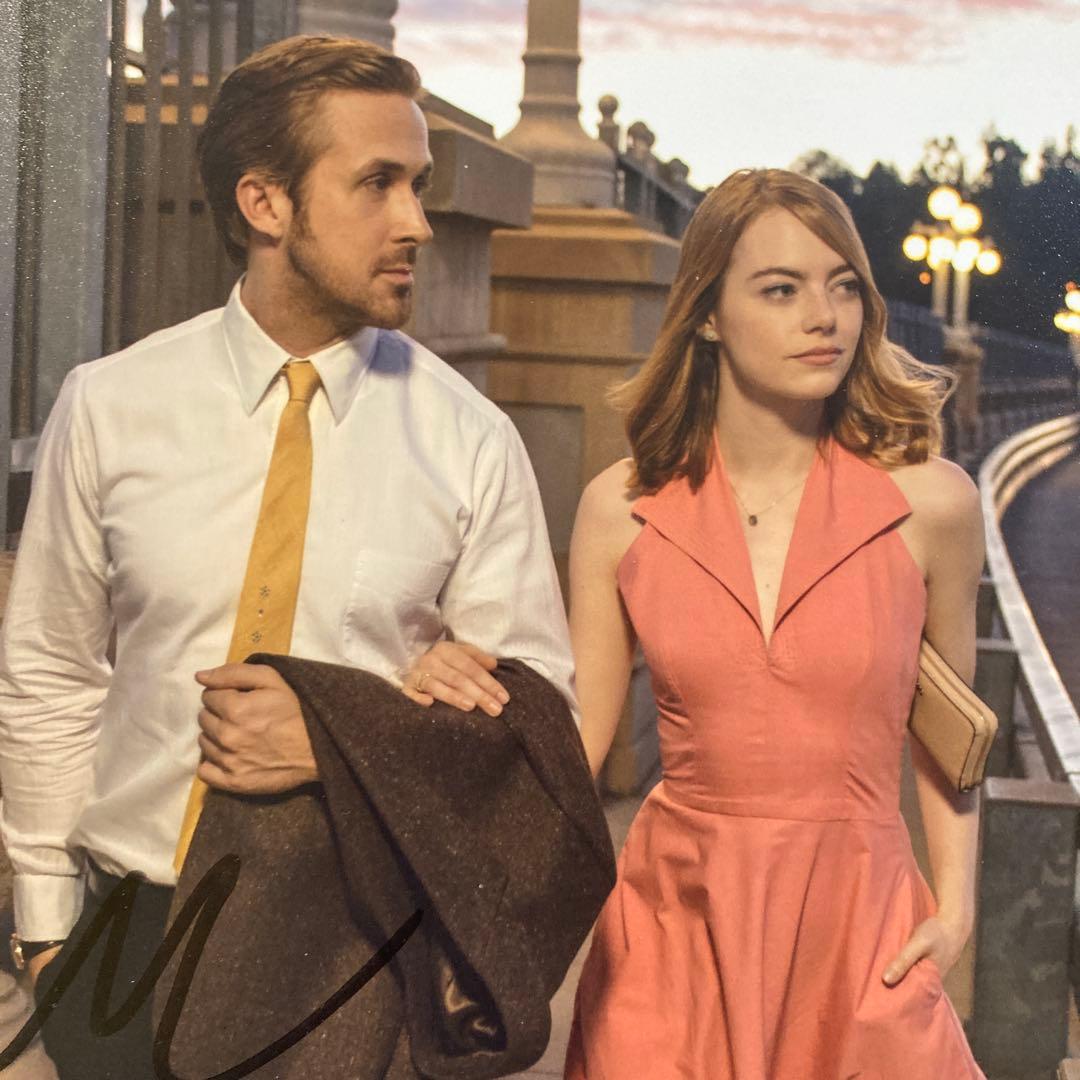 エマストーンとライアンゴズリング直筆サイン入り超大型写真…