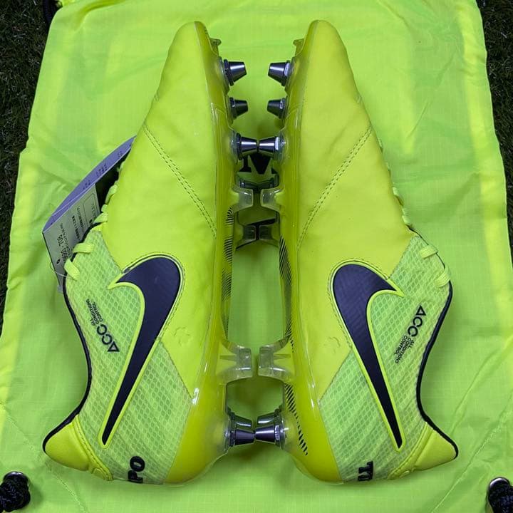 サッカースパイク ナイキ ティエンポ レジェンド Ⅵ SG-PRO