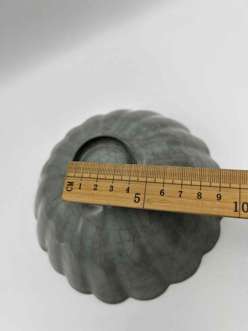 宋時代　青磁　汝官窯菊瓣碗 官汝窯碗　郊壇官窯 茶盞 唐物(C-79)