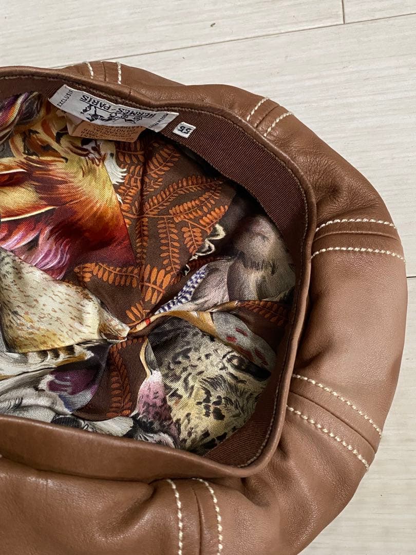 Hermes エルメス ラムレザーベレー帽 ホワイトステッチ