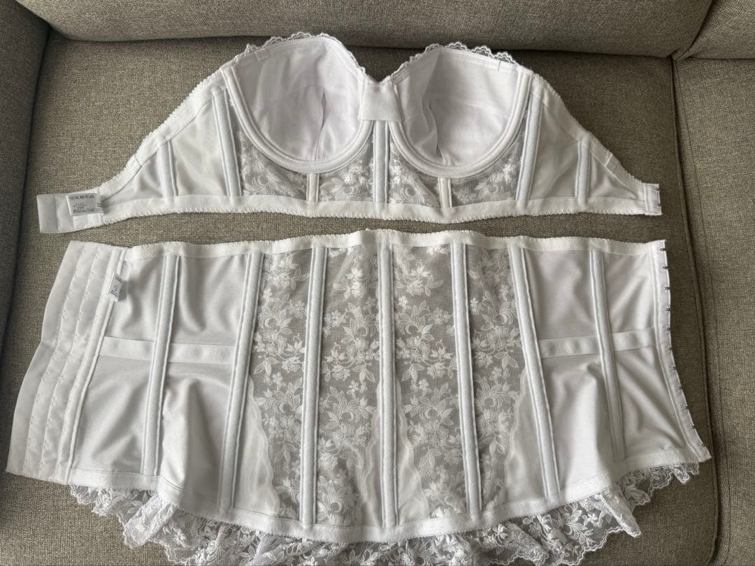 セモア ブライダルインナー C70 64 ファーストオーナー