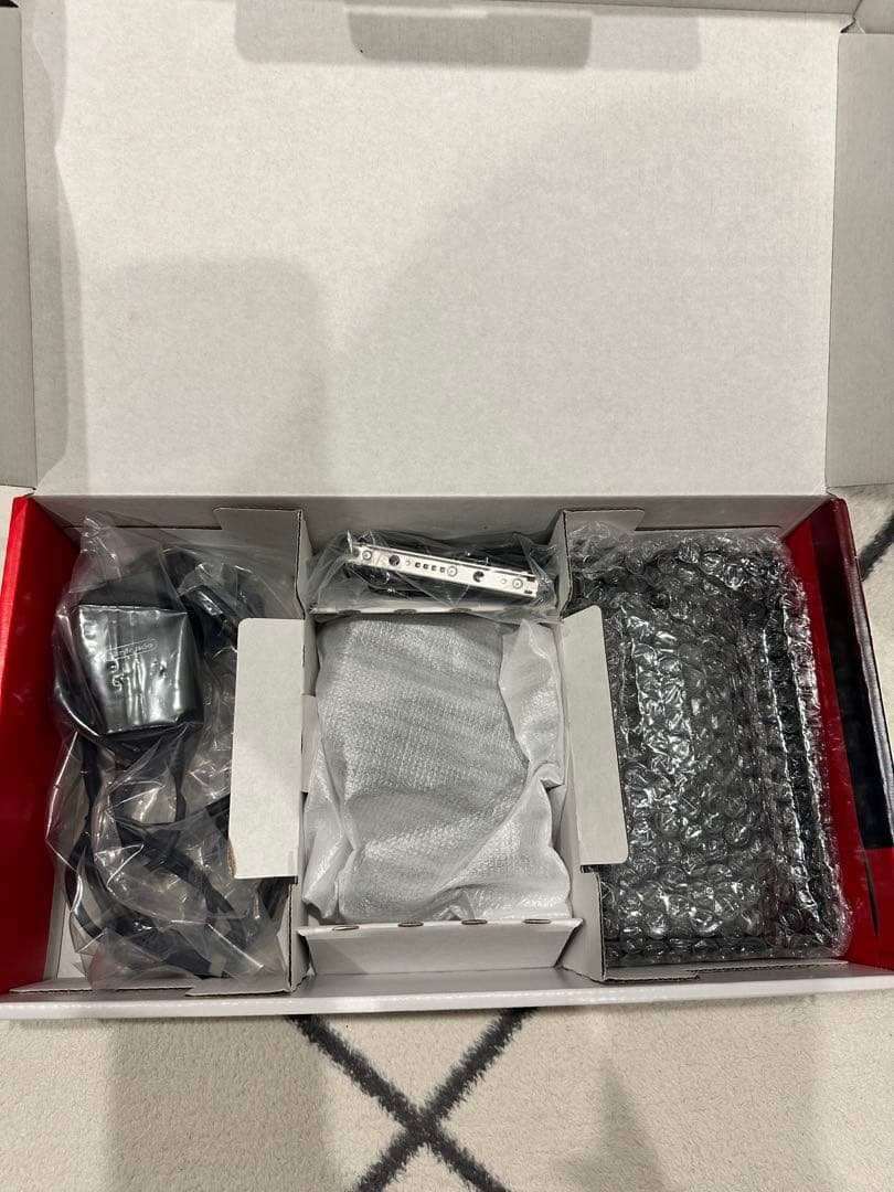 美品★Nintendo Switch 本体 + ゲーム4セット+ケースなど付属品