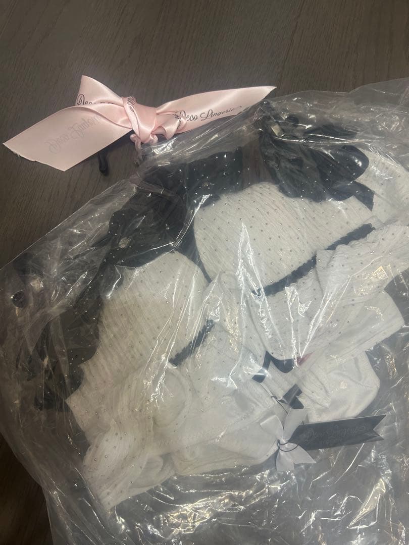 ROBE de FLEURS ローブドフルール　Beach Lingerie