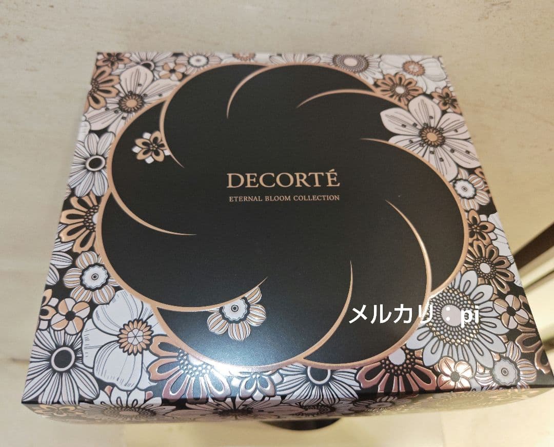 DECORTE コスメデコルテ クリスマスコフレ 2025