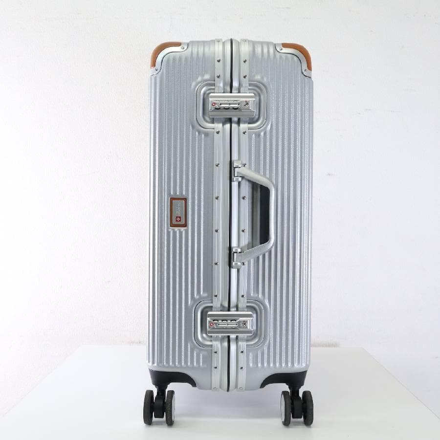 値下展示品 スイスミリタリー スーツケース 64L TSAロック付き シルバー系
