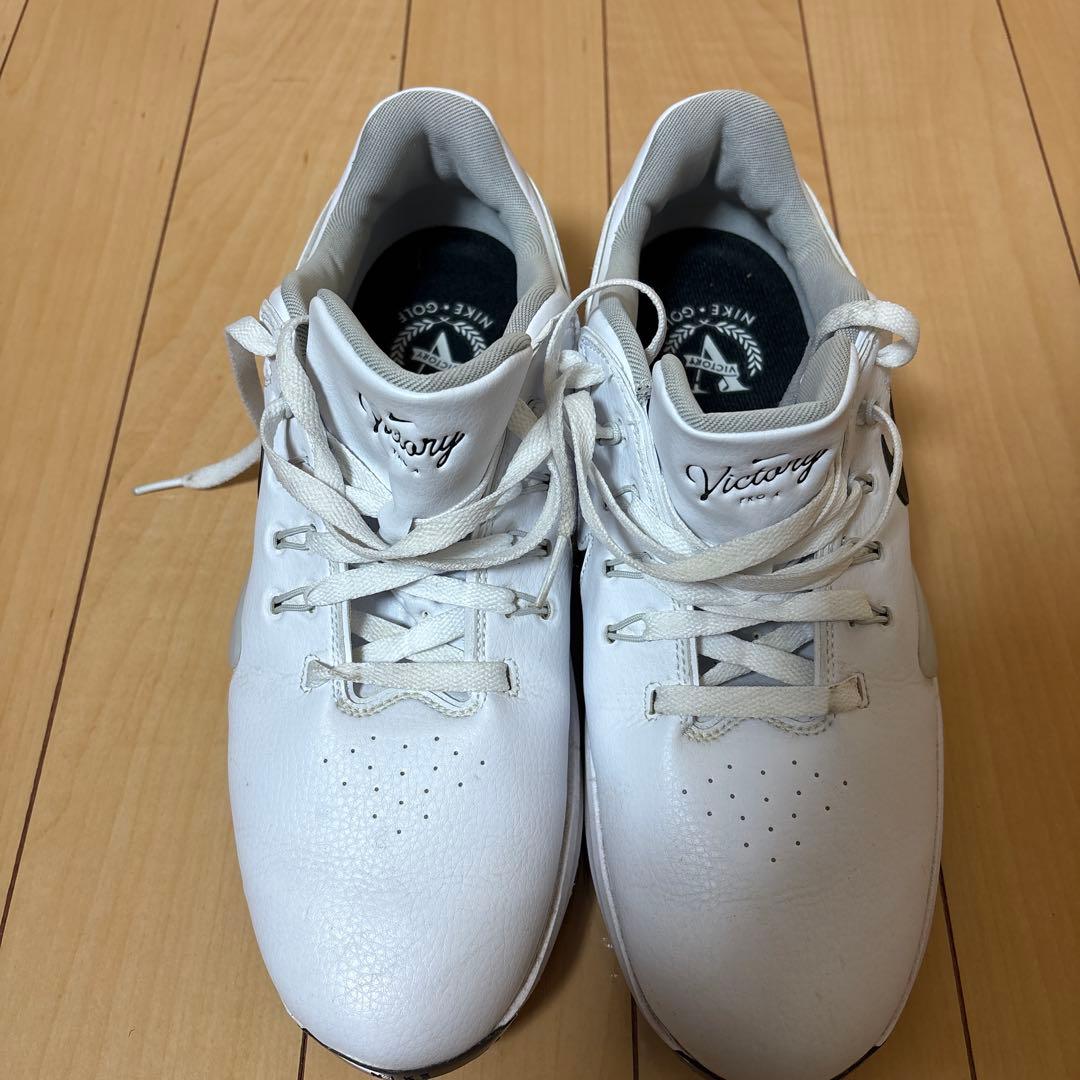ナイキ ビクトリー プロ 4 ゴルフシューズ おまけ（シューズケース）付