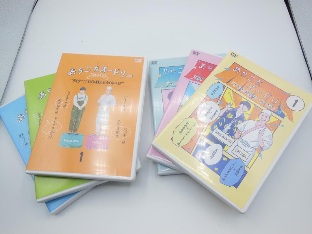 (DVD美品)あちこちオードリー　合計6枚　特製缶バッチ付き