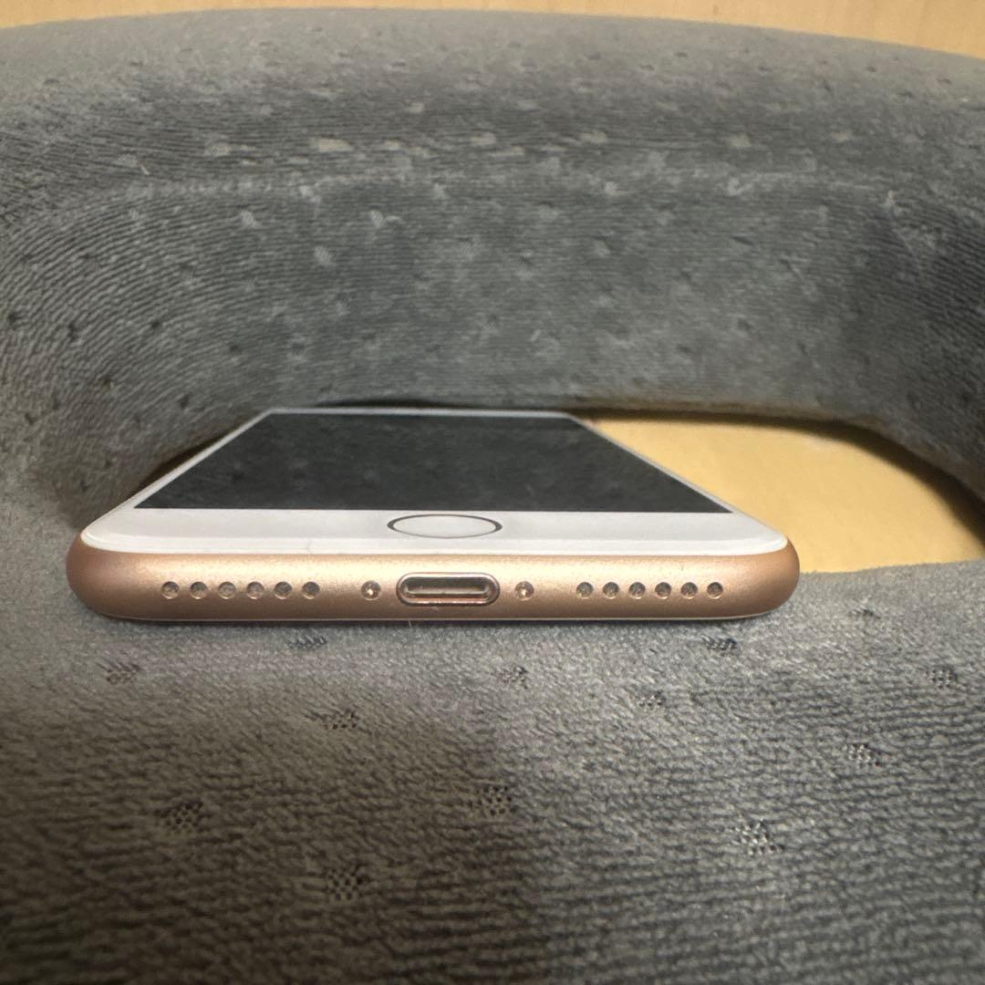 iPhone8 SIMロックあり（SoftBank）