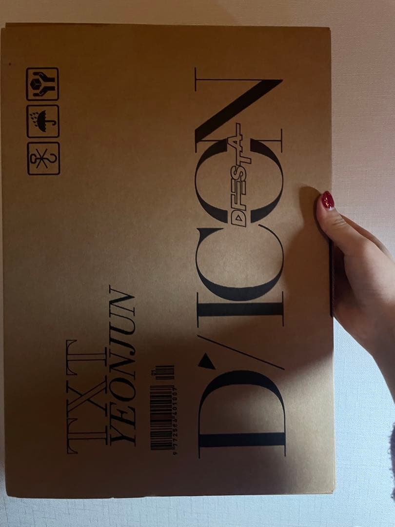 TxT ヨンジュン　D’FESTA 2022 写真集　日記 &ステッカー付き！