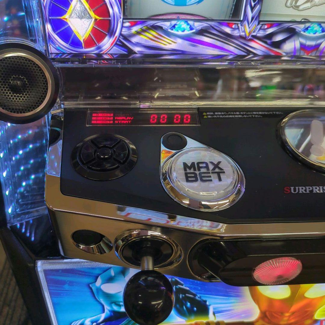 パチスロ実機　スマスロ　ウルトラマンティガ　簡易ユニット付　送料無料