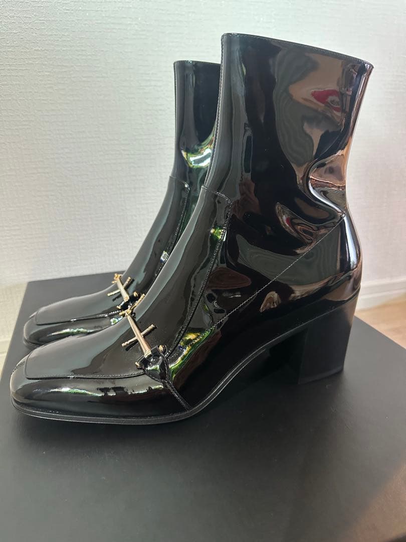 専用SAINT LAURENT PARIS 23SS ホースビットパテントブーツ