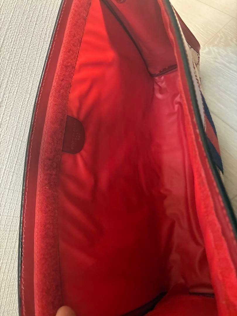 Gucciグッチ/ヴィンテージ/ユニセックス/クラッチバッグ/希少なレッド