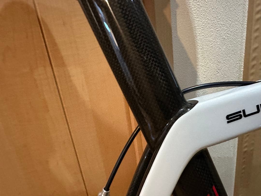 超美品　フルカーボン　ロードバイク　新品パーツ多数　エアロ