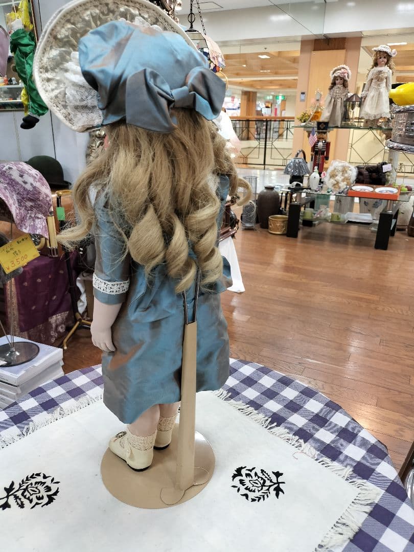 ハンドメイドビスクドール人形 青いドレス
